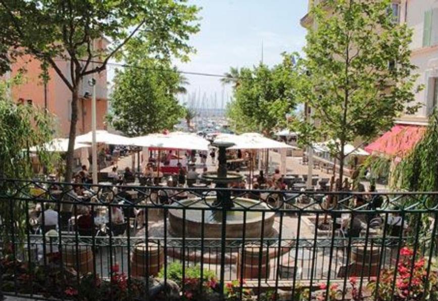 L Annexe 50M De La Plage Bandol Exteriör bild