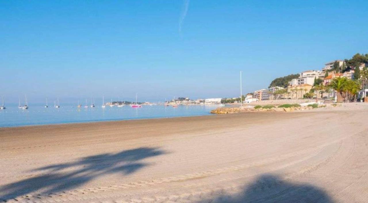 L Annexe 50M De La Plage Bandol Exteriör bild