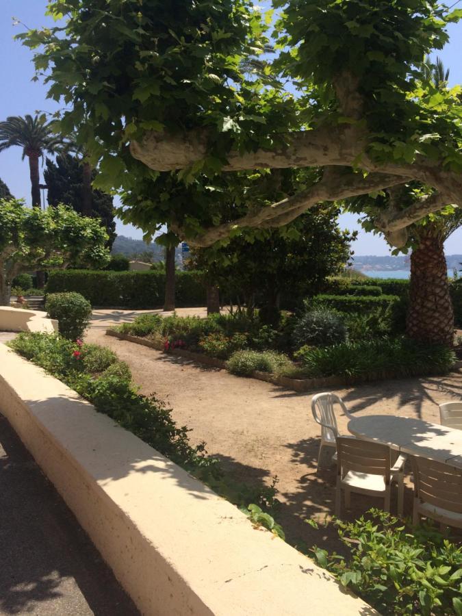 L Annexe 50M De La Plage Bandol Exteriör bild